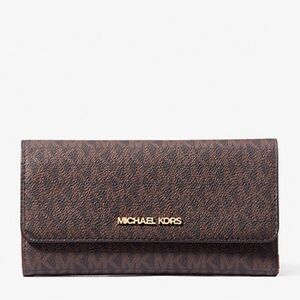 ❤️❤️❤️NEW Michael Kors large Trifold Wallet❤️❤️❤️